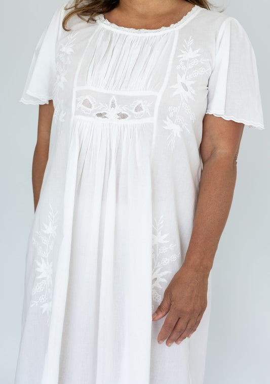 18th Century Cotton Nightdress
